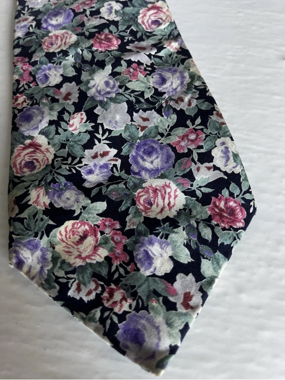 Brooks Brothers Mens Silk Blend Floral Pastels Spring Summer Formal Tie Necktie